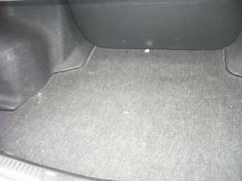 2004 Nissan Primera Photos