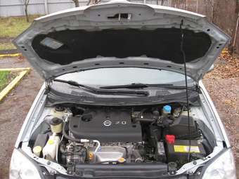 2004 Nissan Primera Pictures