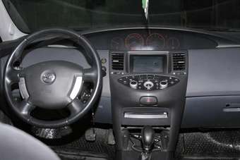 2004 Nissan Primera Pictures