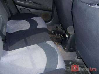 2004 Nissan Primera Pics