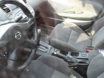 2004 Nissan Primera Photos
