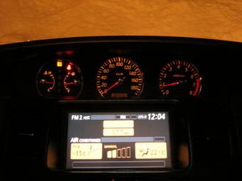 2004 Nissan Primera Photos