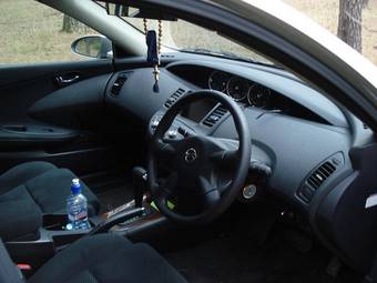 2004 Nissan Primera Pics
