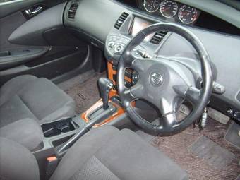 2004 Nissan Primera Images