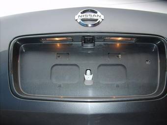 2004 Nissan Primera Pictures