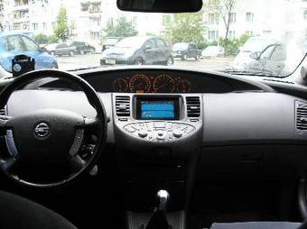 2004 Nissan Primera Pictures