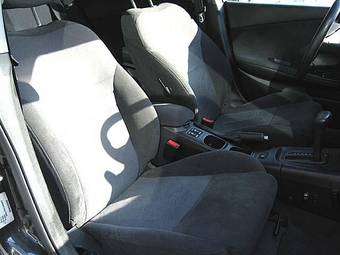 2004 Nissan Primera Pictures