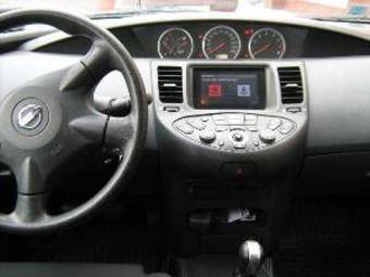 2004 Nissan Primera Pics
