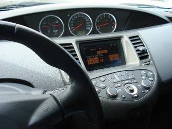 2004 Nissan Primera Pictures