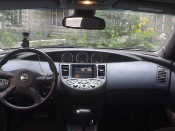 2004 Nissan Primera Pictures