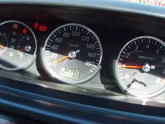 2004 Nissan Primera Pictures