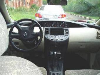 2004 Nissan Primera Photos
