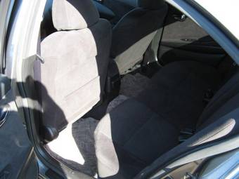 2004 Nissan Primera Pictures