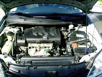 2004 Nissan Primera Pictures