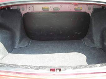 2004 Nissan Primera Images