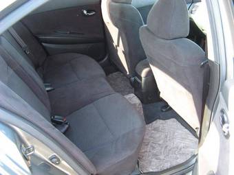 2004 Nissan Primera Pics