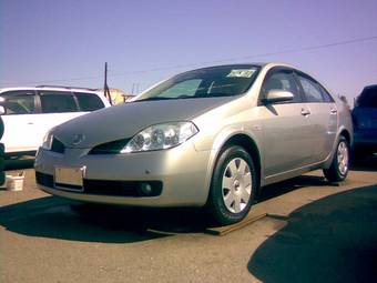 2004 Nissan Primera Pictures