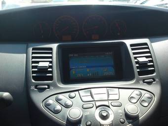 2004 Nissan Primera Photos