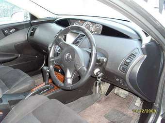 2005 Nissan Primera Images
