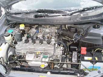 2005 Nissan Primera Pictures