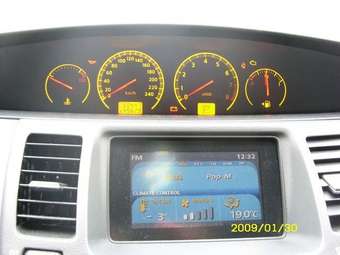 2005 Nissan Primera Pictures