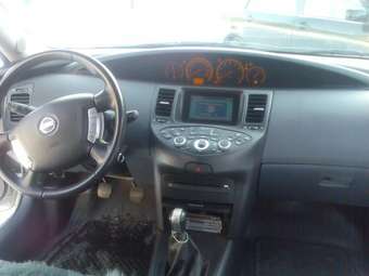 2005 Nissan Primera Pictures