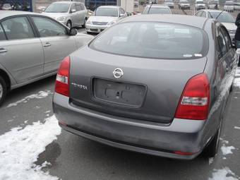 2005 Nissan Primera Pictures