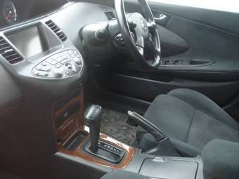 2005 Nissan Primera Photos