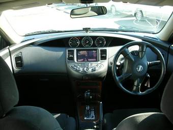 2005 Nissan Primera Pics