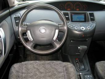 2005 Nissan Primera Pictures