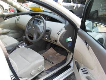 2005 Nissan Primera Photos