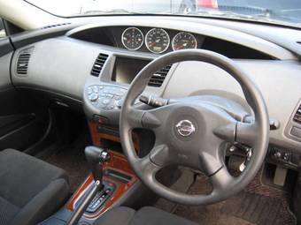 2005 Nissan Primera Photos