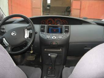 2005 Nissan Primera Photos