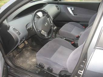 2005 Nissan Primera Pictures