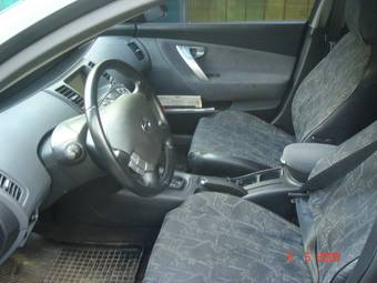 2005 Nissan Primera Pictures