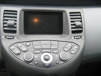 2005 Nissan Primera Photos