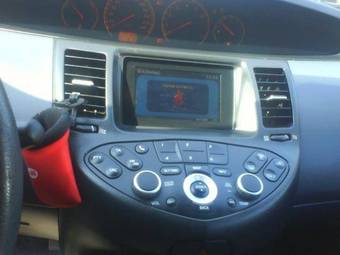 2006 Nissan Primera Images