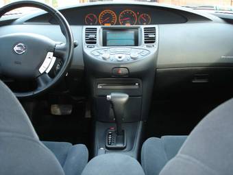 2007 Nissan Primera Pictures