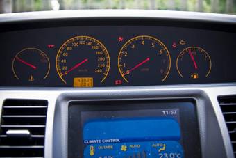 2007 Nissan Primera Pics