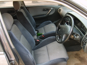 Nissan Primera Camino