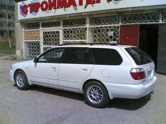 Nissan Primera Camino