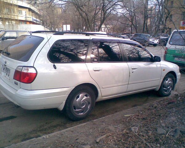 1998 Nissan Primera Wagon