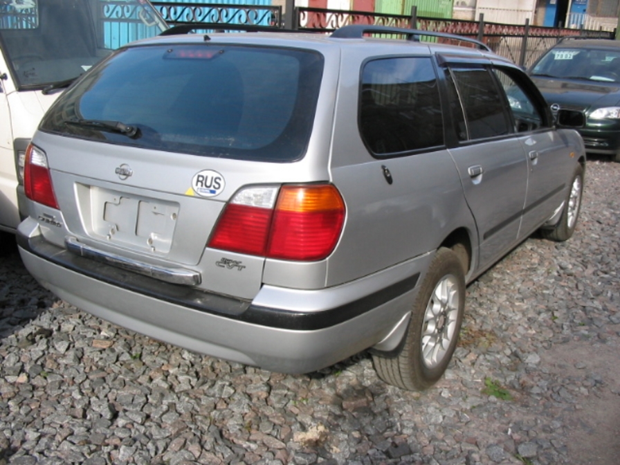 1998 Nissan Primera Wagon Pictures