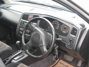 2000 Nissan Primera Wagon Pictures