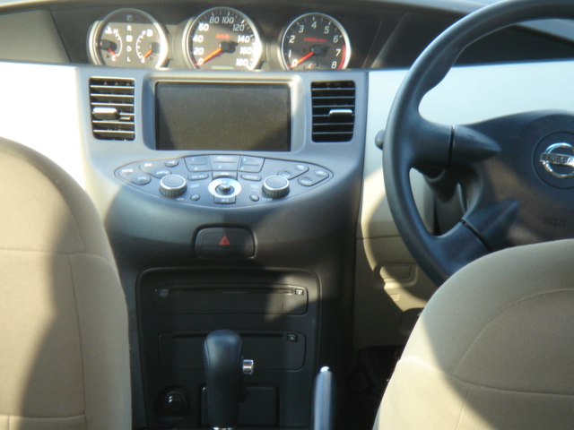 2001 Nissan Primera Wagon Pictures