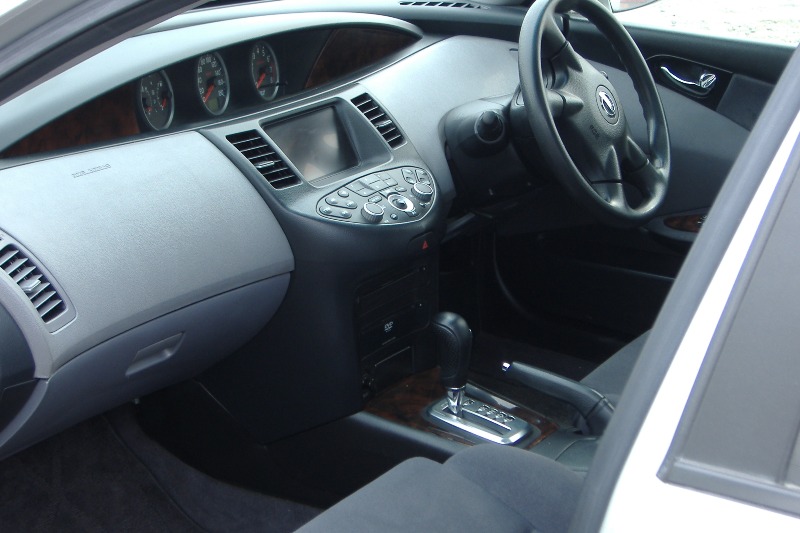 2001 Nissan Primera Wagon Pics