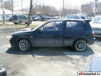 1992 Nissan Pulsar Pictures