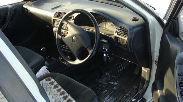 1993 Nissan Pulsar