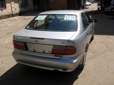 1997 Nissan Pulsar Photos