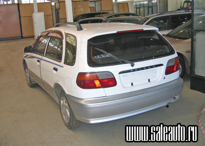 1997 Nissan Pulsar Pictures